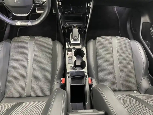 Peugeot 208 puretech 100 s&amp;s eat8 — photo 89