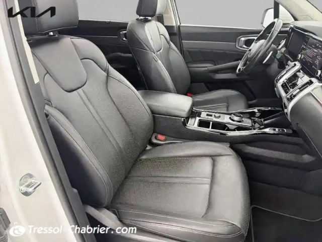 Kia Sorento 1.6 t-gdi hybride rechargeable 265 ch 5pl 4x4 bva6 design — photo 9