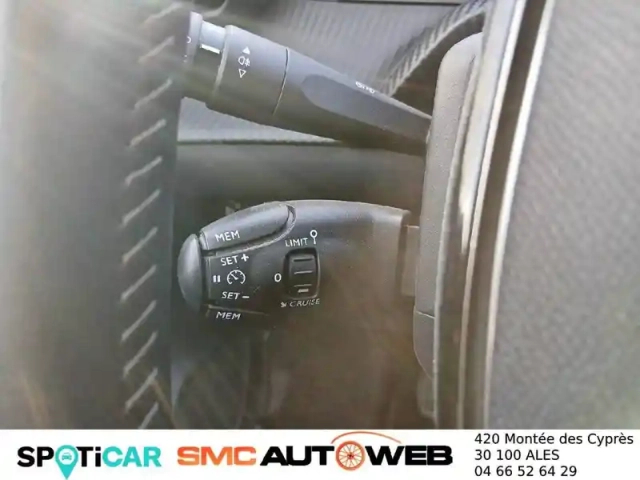 Peugeot 208 puretech 100 s&amp;s bvm6 — photo 83