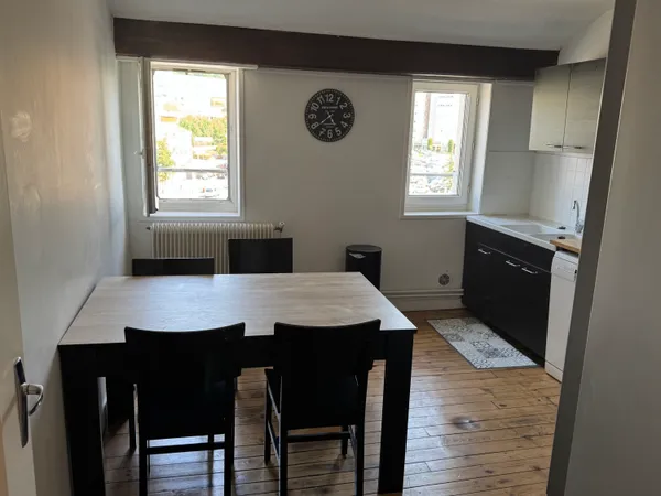 Loue appartement T3, 80 m2, terrasse, meublé