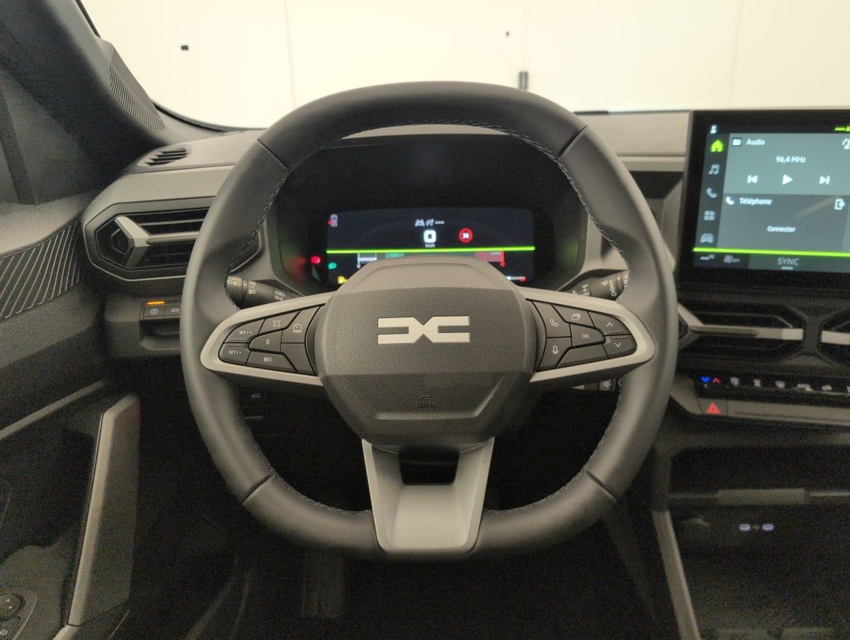 Dacia Bigster — photo 14