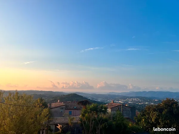 T2 meublé 49 m², Maison de village avec vue mer, lumineux - Magagnosc (Grasse)