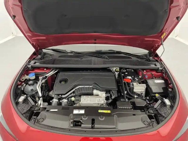 Peugeot 308 hybrid 145 e-dcs6 — photo 85