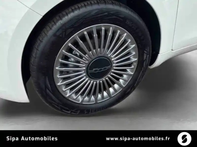 Fiat 500 e 95 ch — photo 9