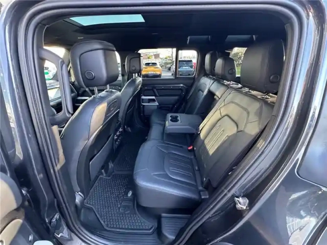 Land Rover Defender 110 d300 mhev bva8 x-dynamic — photo 64