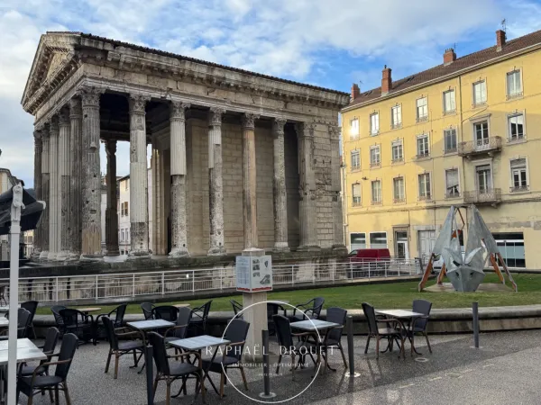 IMMEUBLE DE RAPPORT - CENTRE HISTORIQUE DE VIENNE
