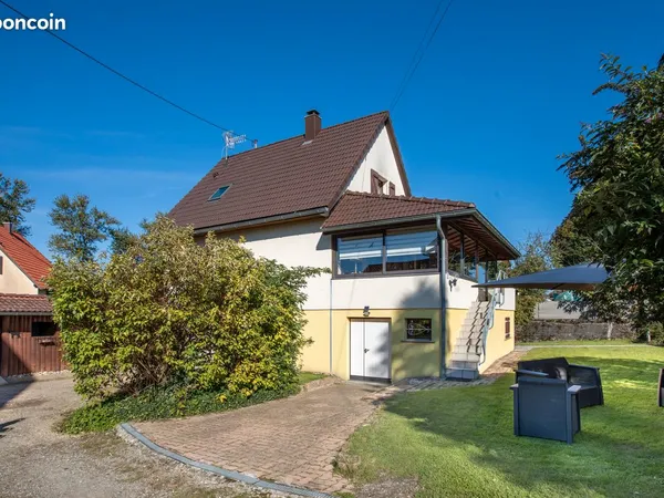 Maison avec véranda 23 m², grand jardin de 864 m² et sous-sol complet