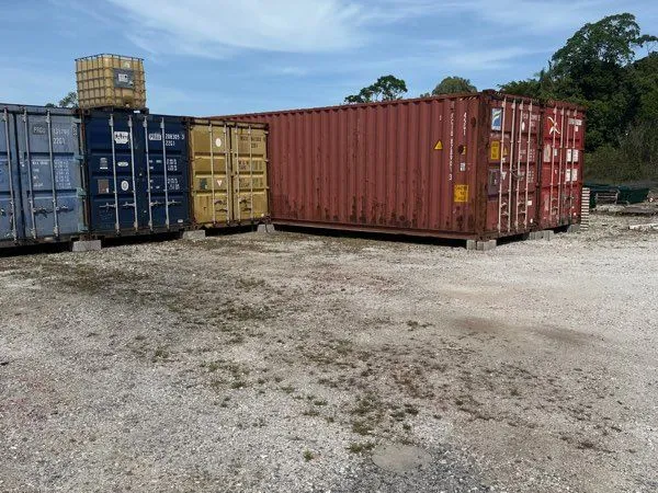 Location de contenaire de stockage sur site sécurisé