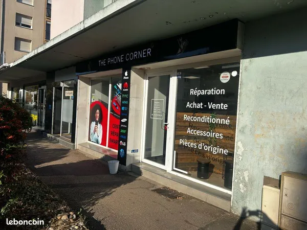 PAS-DE-PORTE - LOCAL COMMERCIAL 40 m² ÉQUIPÉ - MONTIGNY-LÈS-METZ - 32 000