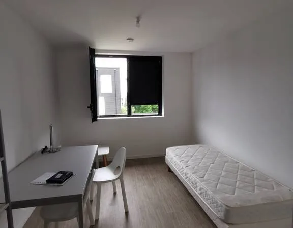 Studio 1 pièce 19 m²