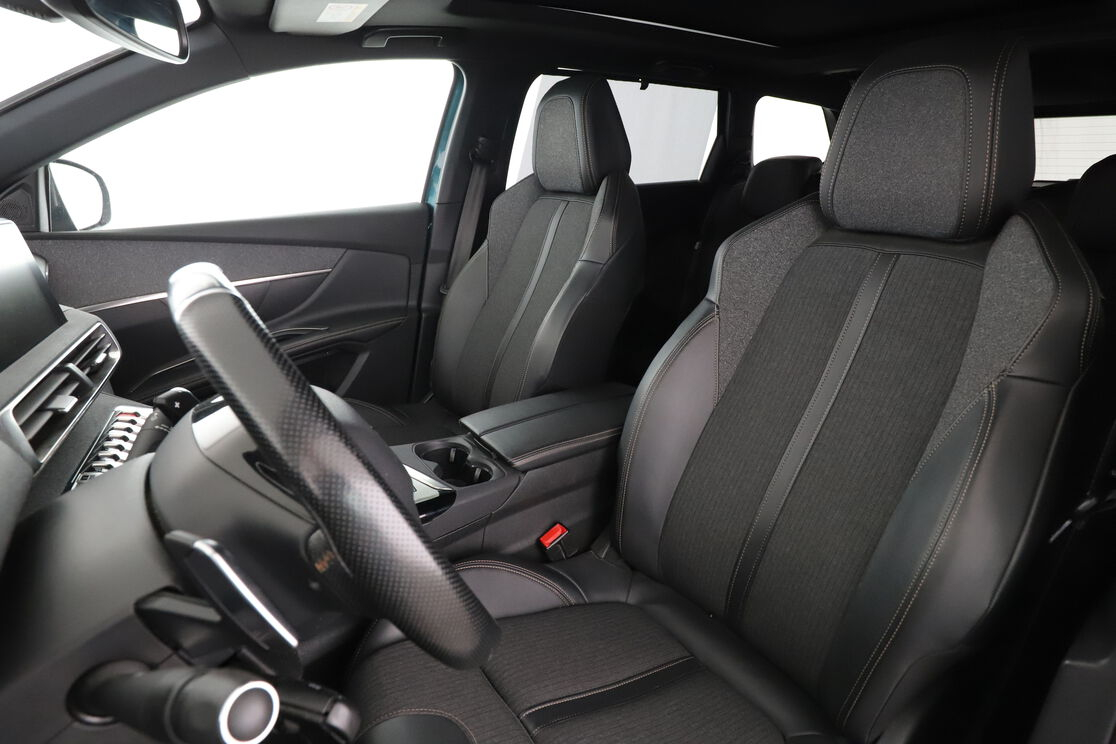 Peugeot 5008 1.6 PureTech GT Line EAT8 — photo 9