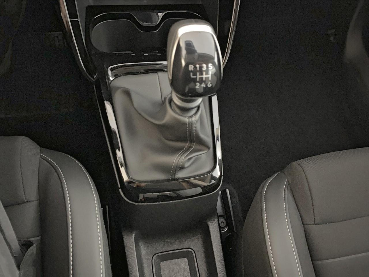 Citroën C3 1.2 turbo 100 max — photo 17