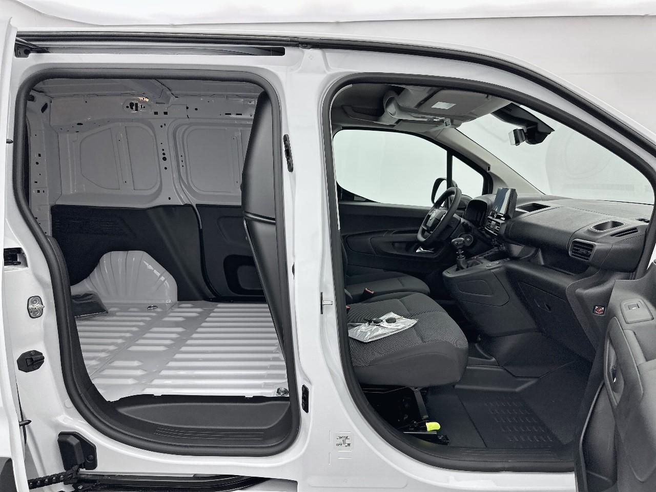 Citroën Berlingo van m diesel 100 ch manuelle — photo 11