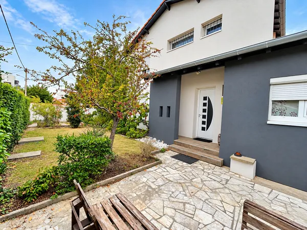 Maison 5 pièces 113 m²