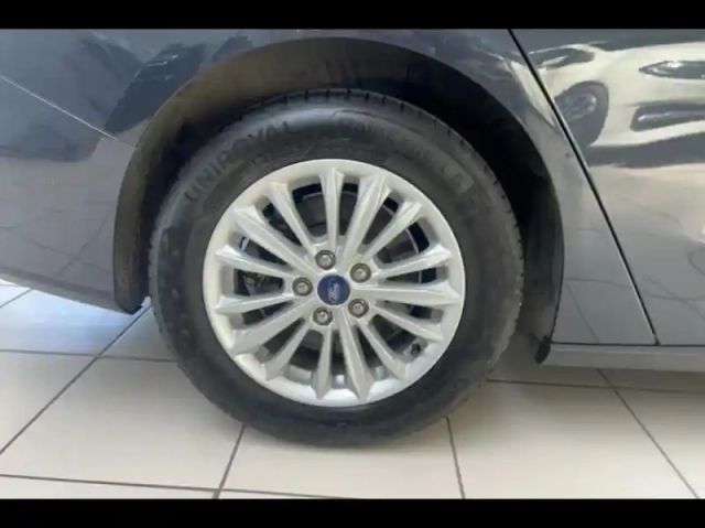 Ford Focus sw 1.5 ecoblue 120ch titanium x bva — photo 13