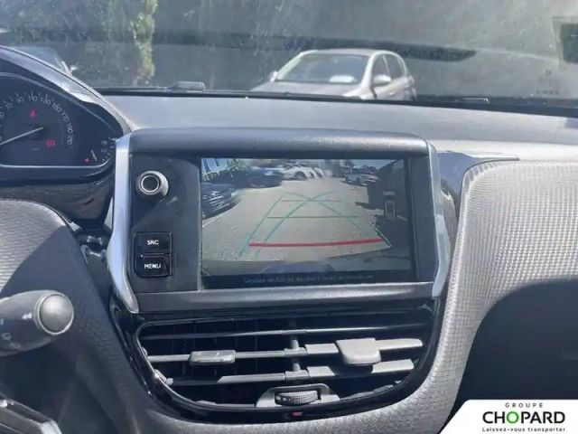Peugeot 2008 puretech 130ch s&amp;s bvm6 — photo 16
