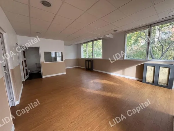 Boutique 567 m²