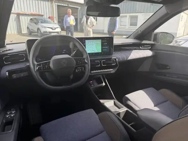 Renault 5 renault  e-tech electrique 10 ch autonomie confort — photo 8