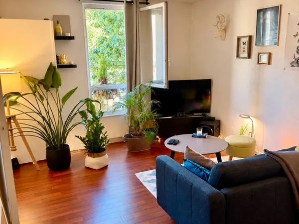 🏡 F3 meublé 60 m² — Metz centre — Parking privé & piscine
