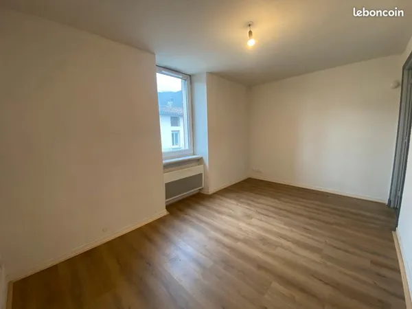 Studio 1 pièce 17 m²