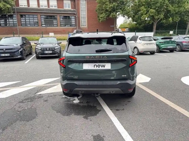 Dacia Bigster hybrid-g 150 4x4 / attelage + marchepieds — photo 4