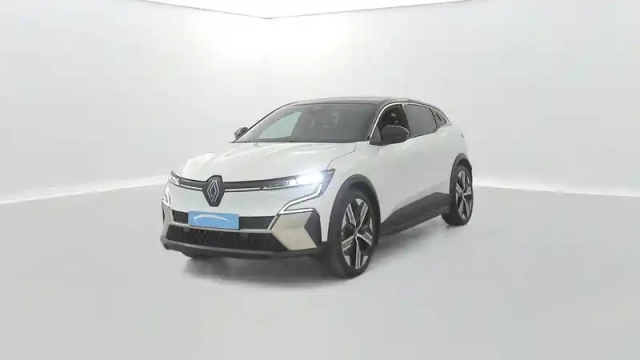 Renault Megane e-tech 220 ch autonomie confort gsr2 — photo 63
