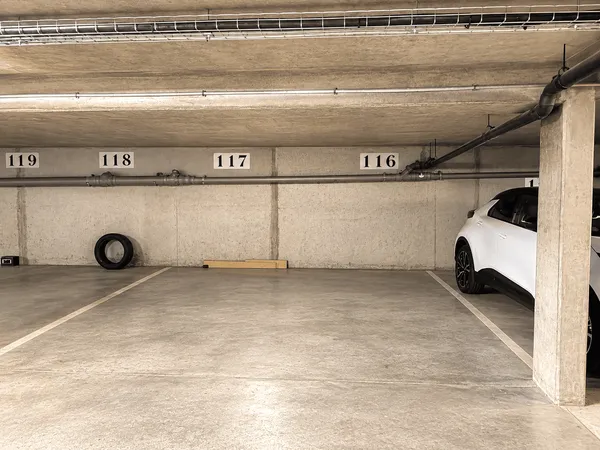 Parking 10 m²