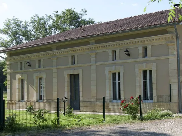 Maison 7 pièces 456 m²