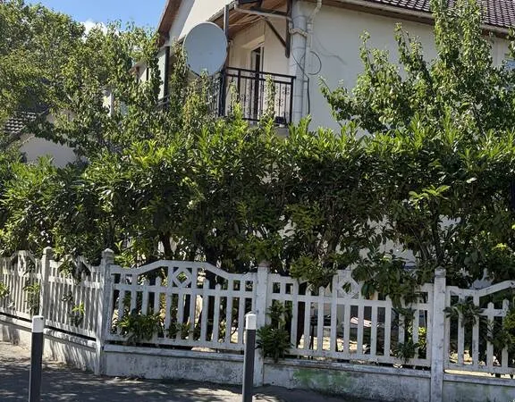 Maison 9 pièces 180 m²