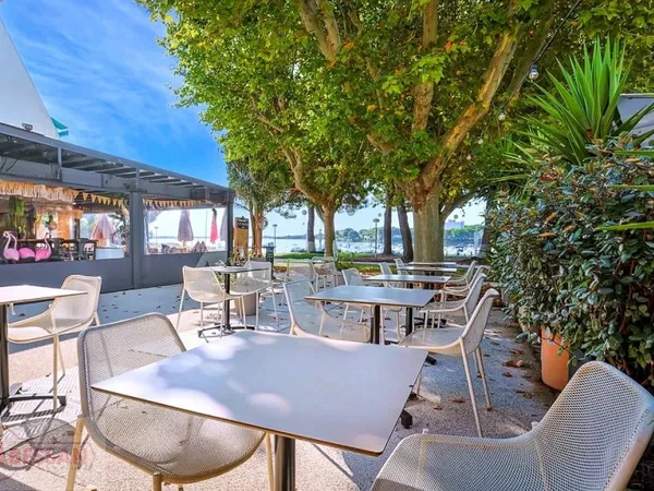 Fonds de commerce 1 pièce 45 m²