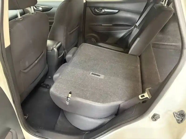 Nissan Qashqai 1.5 dci 115 — photo 13