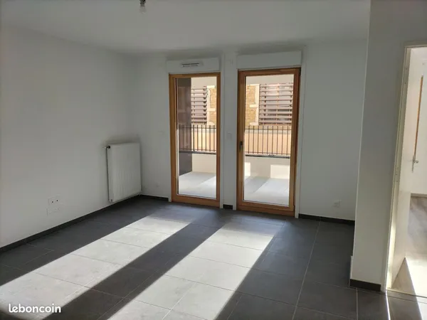 Appartement Location Villefranche-sur-Saône 2p 46m² 633€