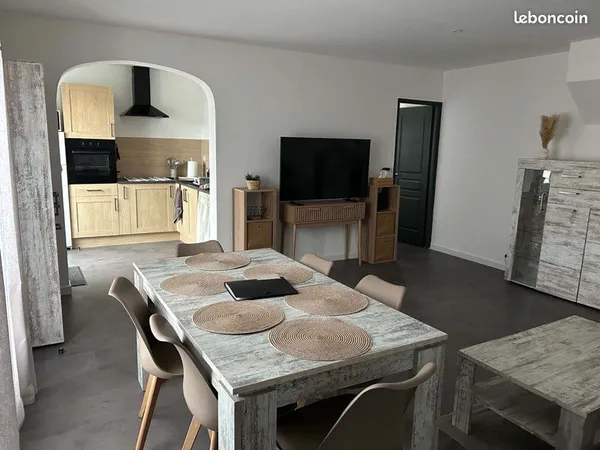 Maison plain-pied 100 m² - 3 chambres - Terrain 924 m²