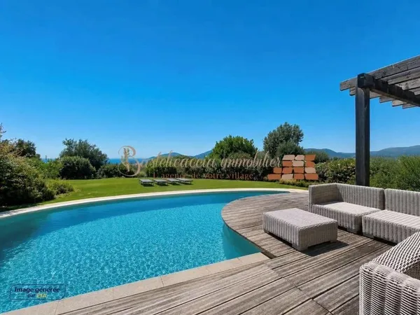 Maison de luxe 5 pièces 236 m²