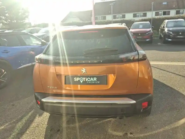 Peugeot 2008 puretech 100 s&amp;s bvm6 — photo 6