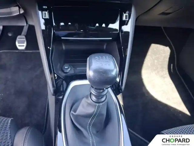 Peugeot 208 puretech 100 s&amp;s bvm6 — photo 18