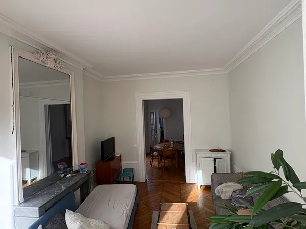 Loue chambre en colocation dans appartement