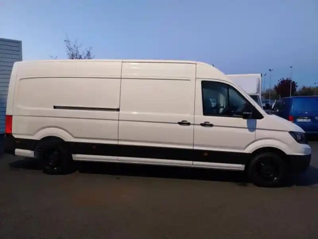 Volkswagen Crafter fg 35 l4h3 2.0 tdi 140ch business traction bva8 — photo 8
