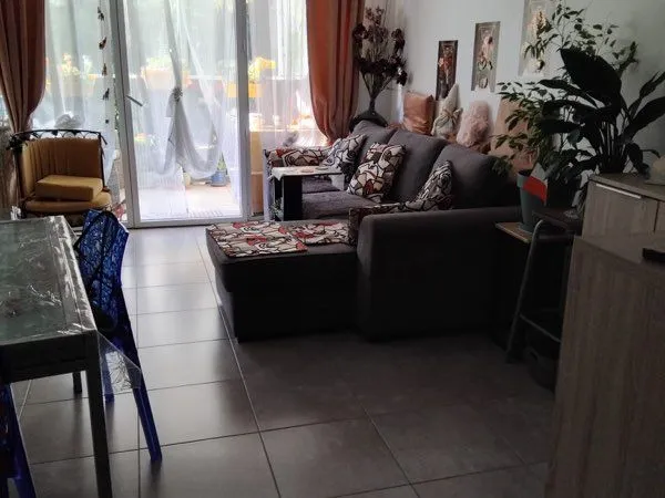 Appartement 2 pièces 45 m² + parking double en sous-sol