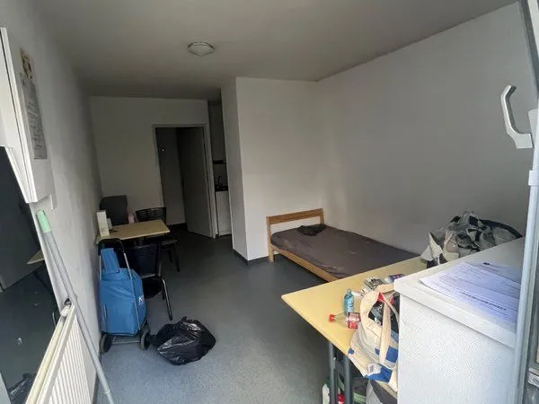 Studio meublé à louer