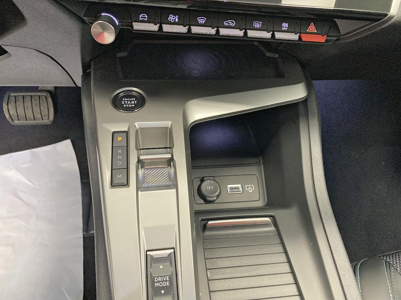 Peugeot 308 hybrid 136 e-dcs6 allure — photo 15