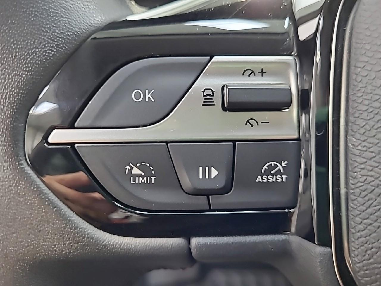 Peugeot 308 puretech 130ch s&s eat8 allure pack — photo 22