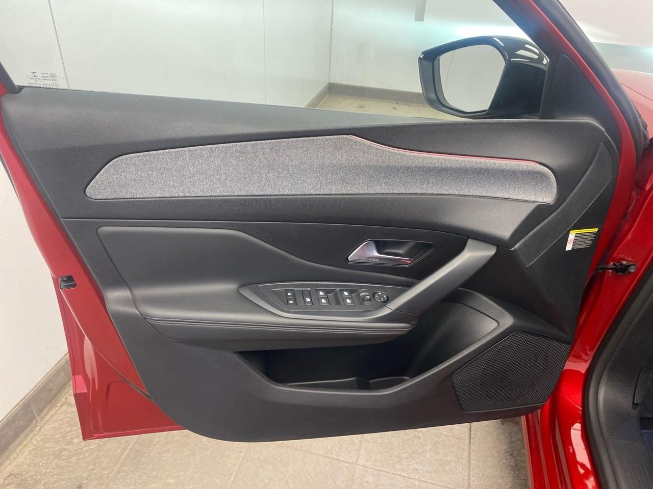 Peugeot 308 sw puretech 130ch s&s bvm6 allure — photo 19