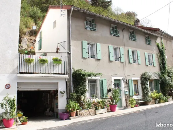 Maison 7 pièces 150 m²