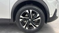 Peugeot 2008 1.5 BlueHDi 130ch S&S Allure Pack EAT8 125g — photo 20