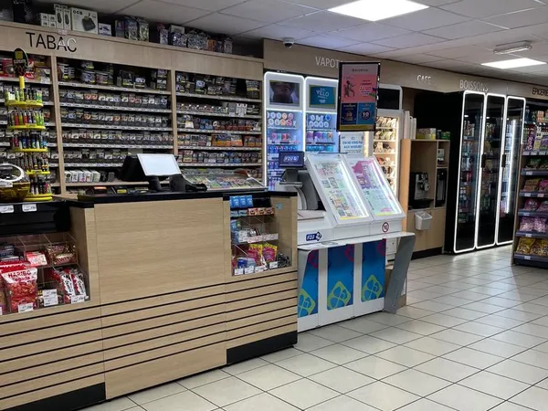 Fonds de commerce Tabac FDJ Presse PMU Épicerie Pau - Rénové (Direct Propriétaire)