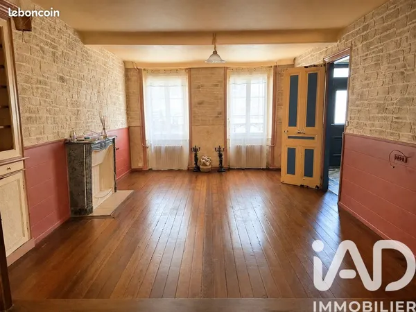 Maison 9 pièces 248 m²