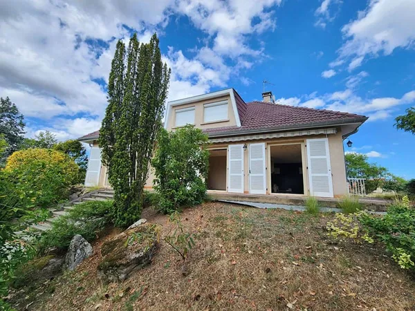 Maison 5 pièces 145 m²