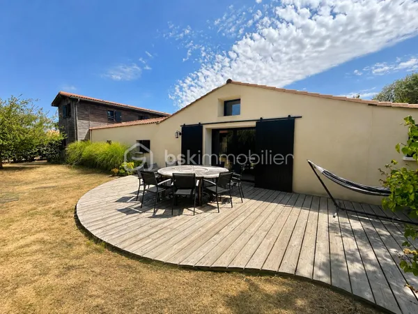 Maison 7 pièces 180 m²
