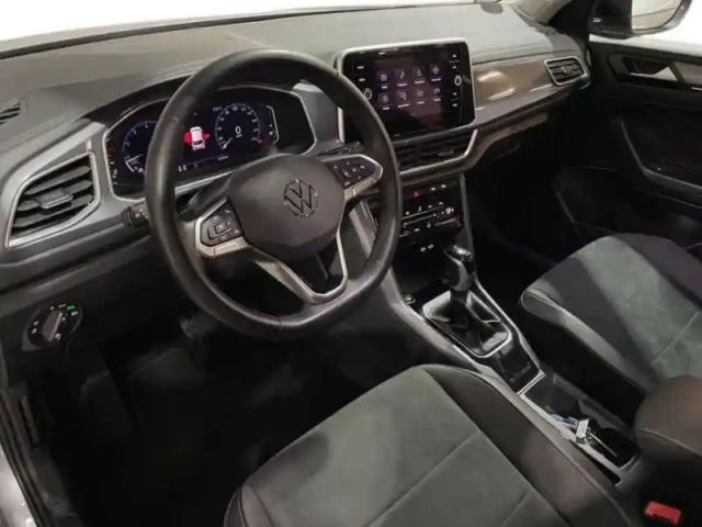 Volkswagen T-Roc 1.5 tsi evo 150 start/stop dsg7 style — photo 9
